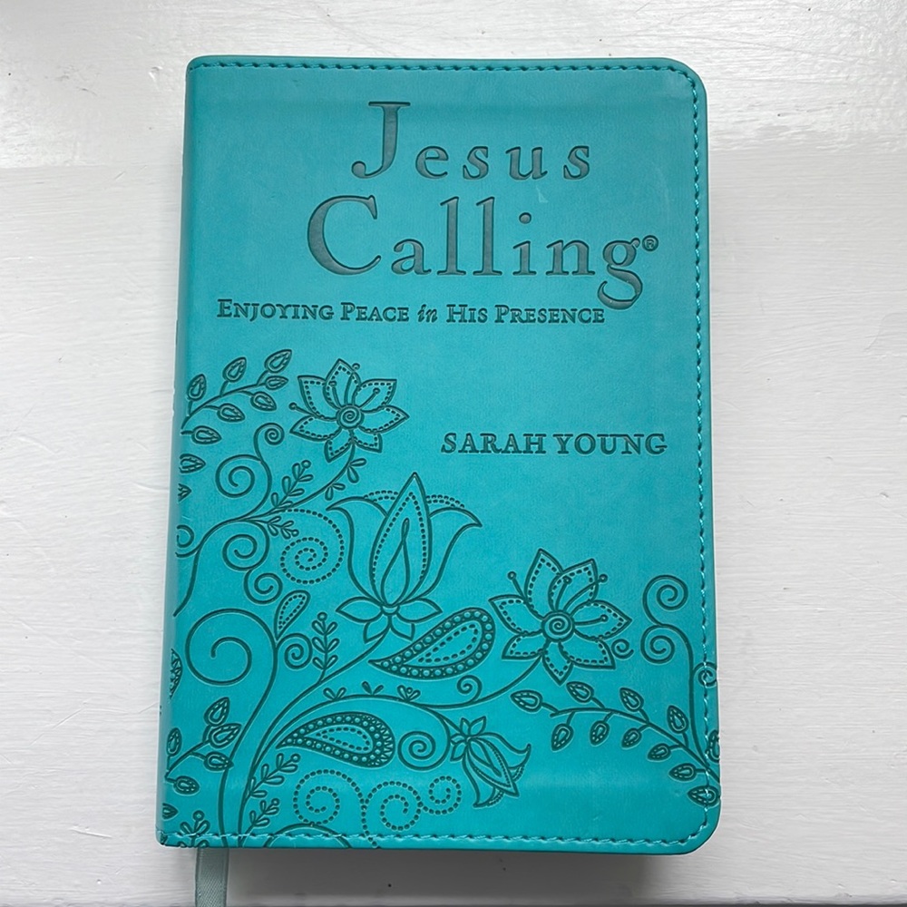 “Jesus Calling” 365 day devotional book by Sarah Young